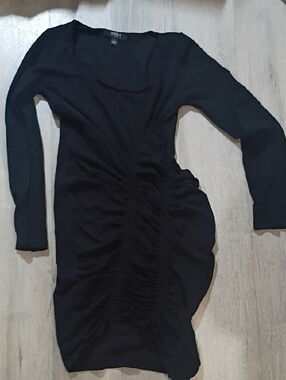 Hera Collection Black Ruched Long Sleeve Bodycon Dress